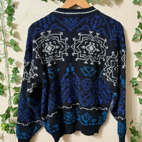 Vintage Botany 500 Multicolor Abstract Knit Pullover Medium Sweater Coogi Cosby - Picture 5 of 7